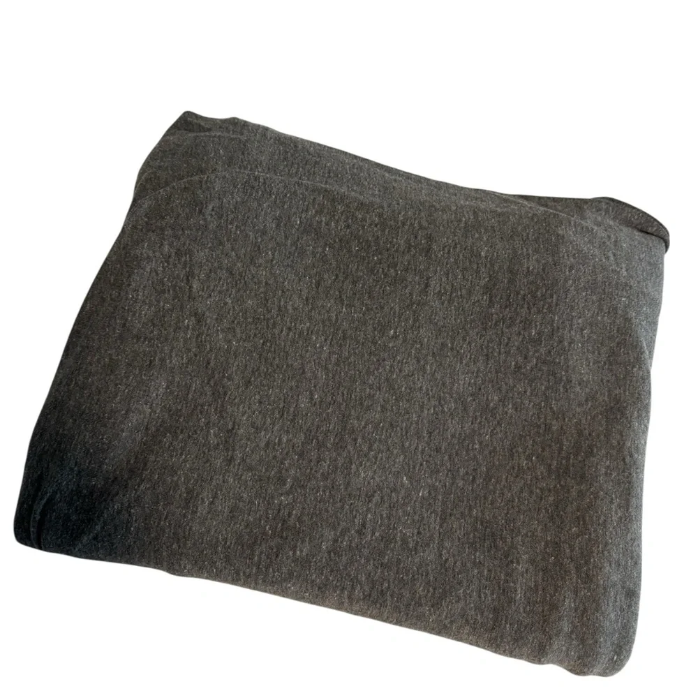 Dark gray chambray knit top sheet. Size Twin XL. Gently worn.